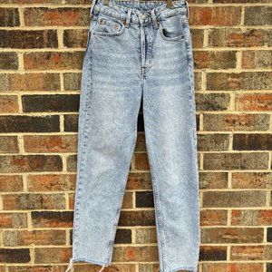 H&M Divided High-Waisted Frayed Denim Pants